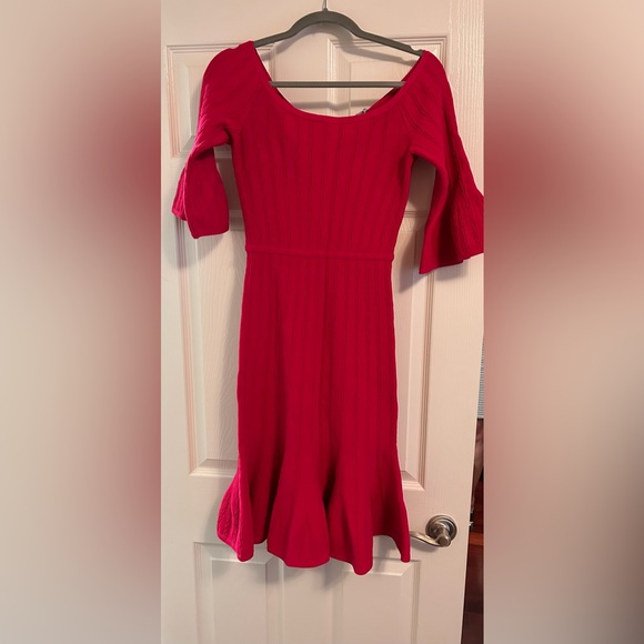 Herve Leger off shoulder Dress - Picture 5 of 10